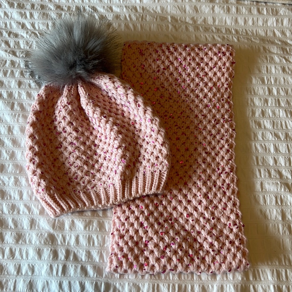 Pom Pom beanie and Scarf